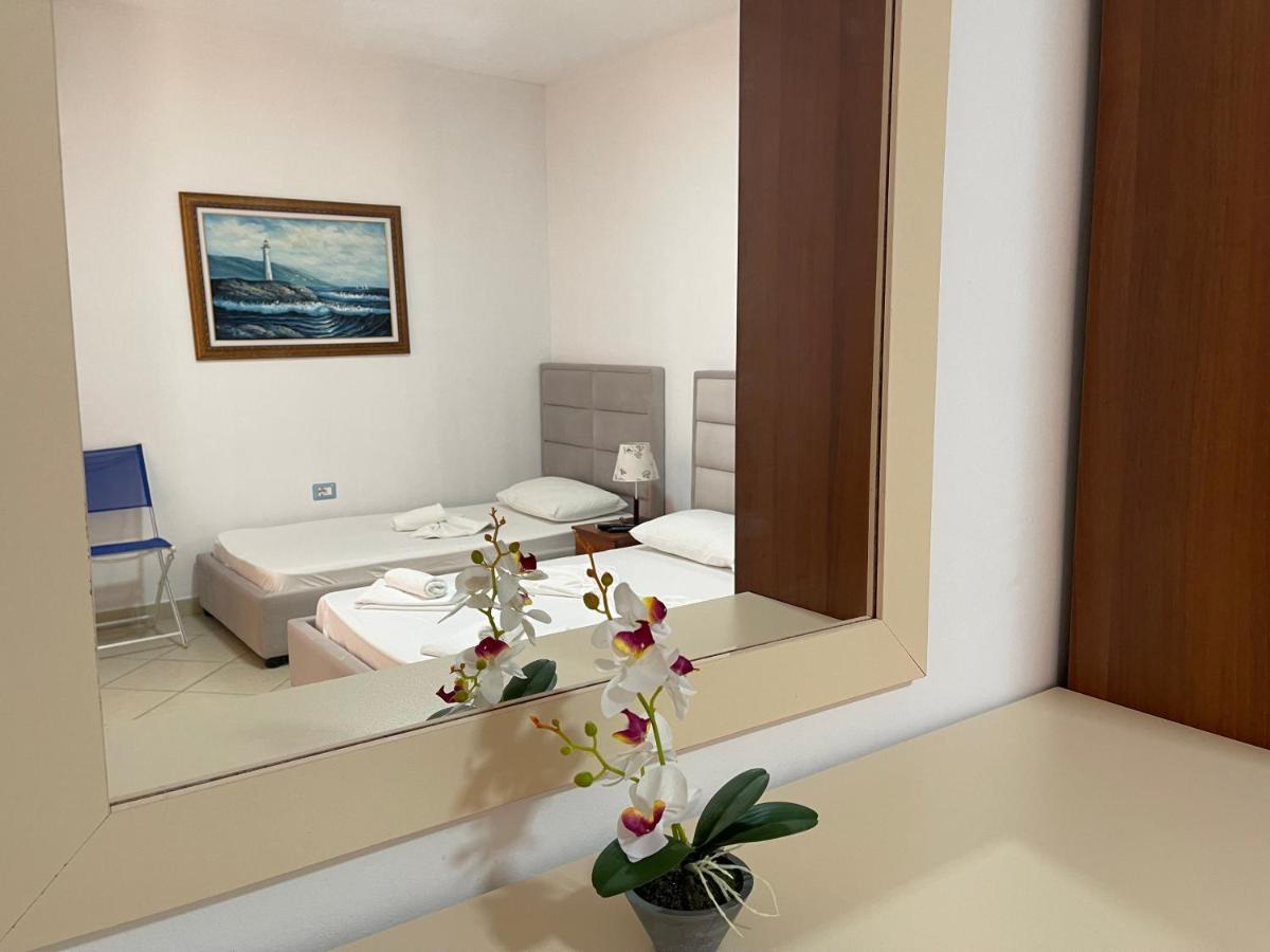 הימארה Hotel Veizi מראה חיצוני תמונה